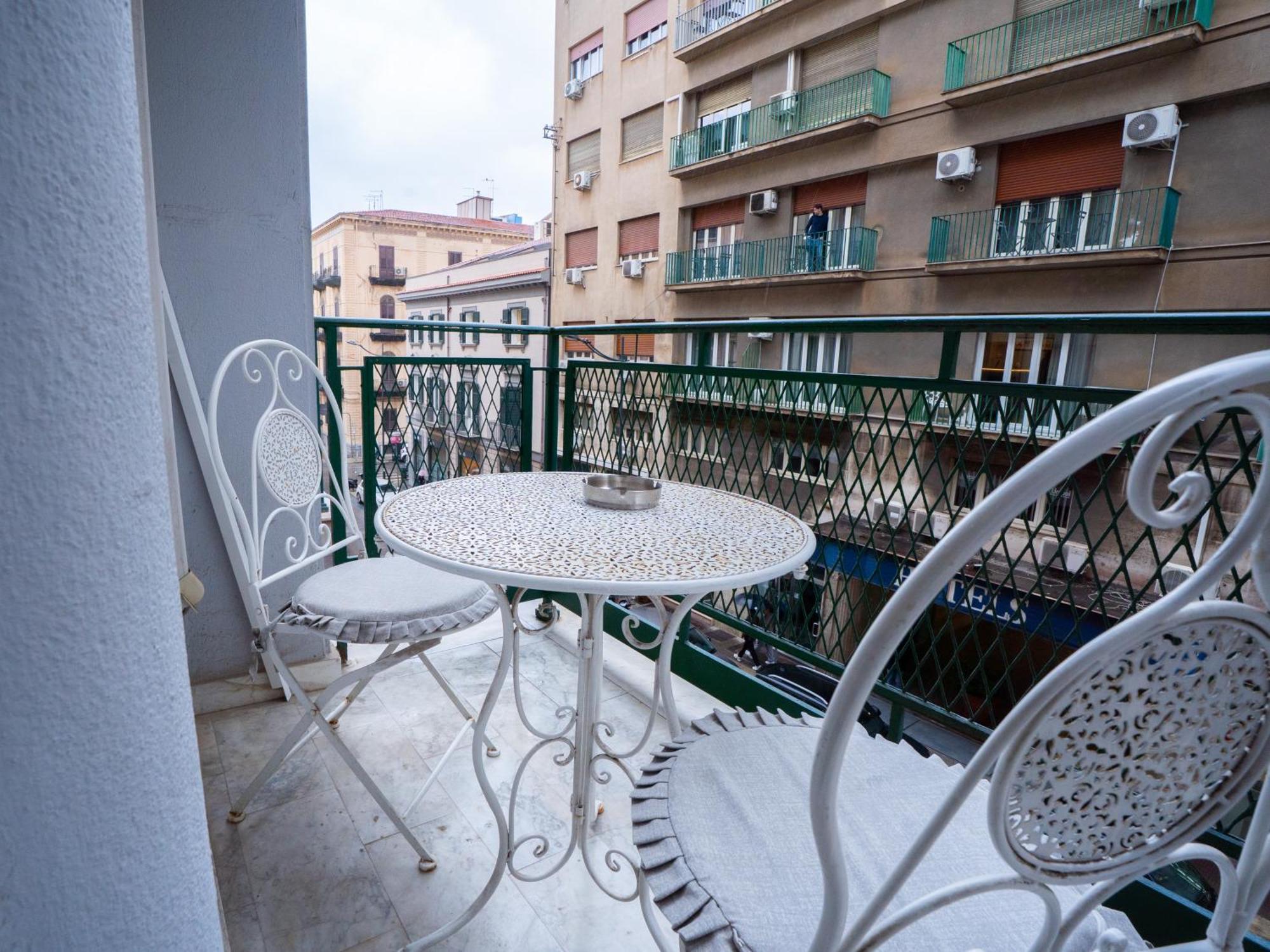 Amuri Room&Suite Palermo Exterior foto