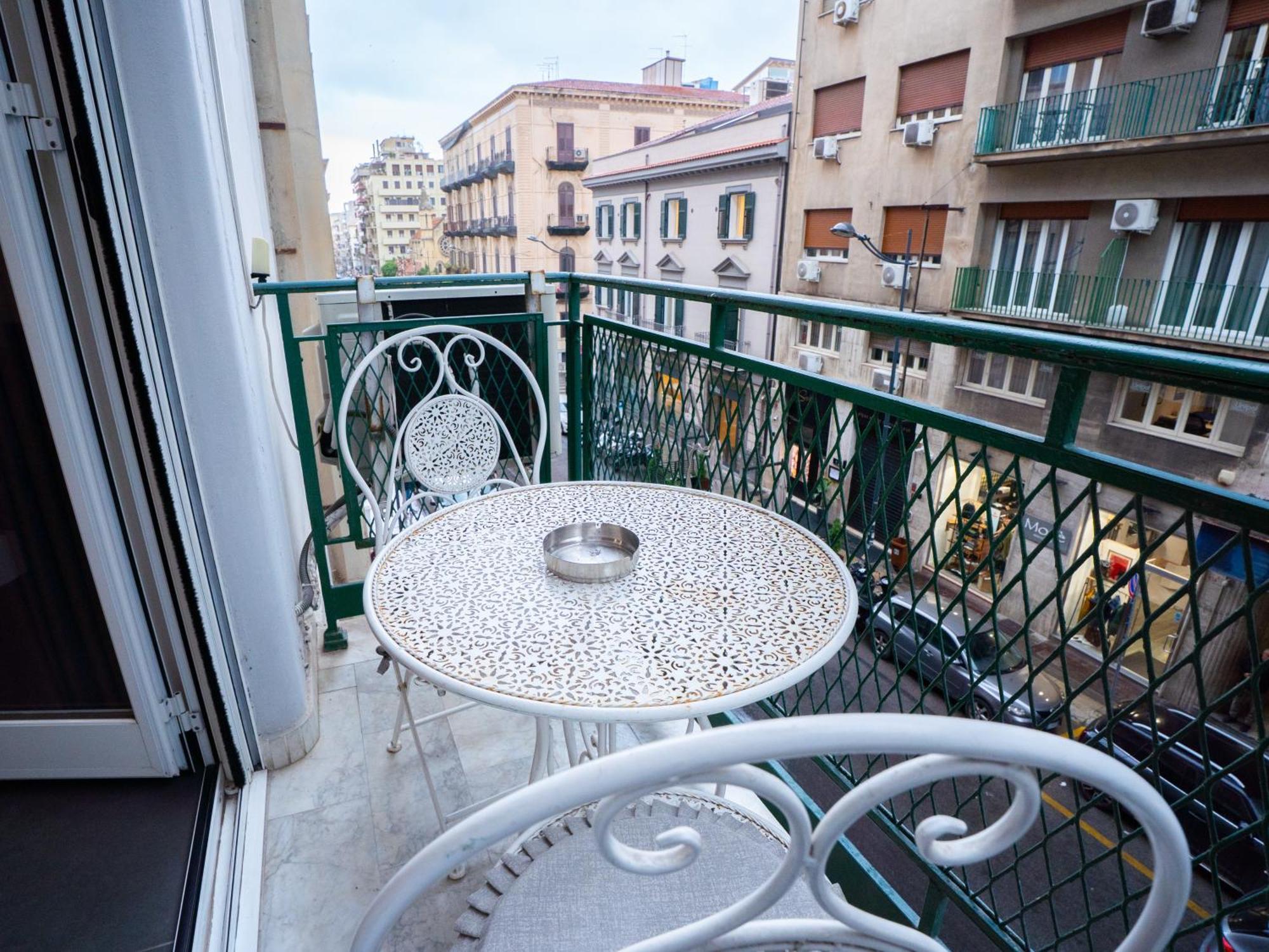 Amuri Room&Suite Palermo Exterior foto